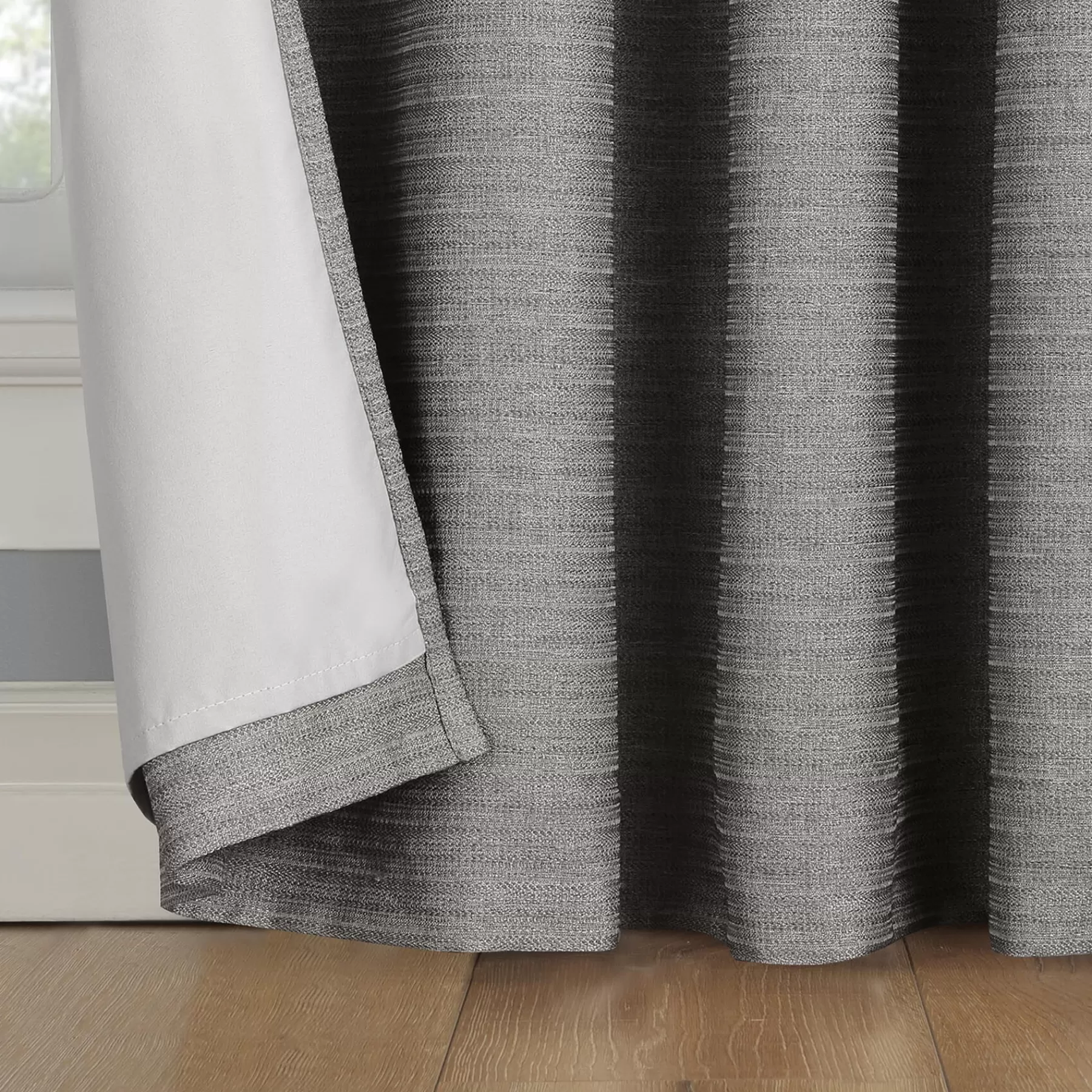 * Bargain Sale Sun Zero Soraya Grey Thermal Lining Blackout Curtain Panel, 84