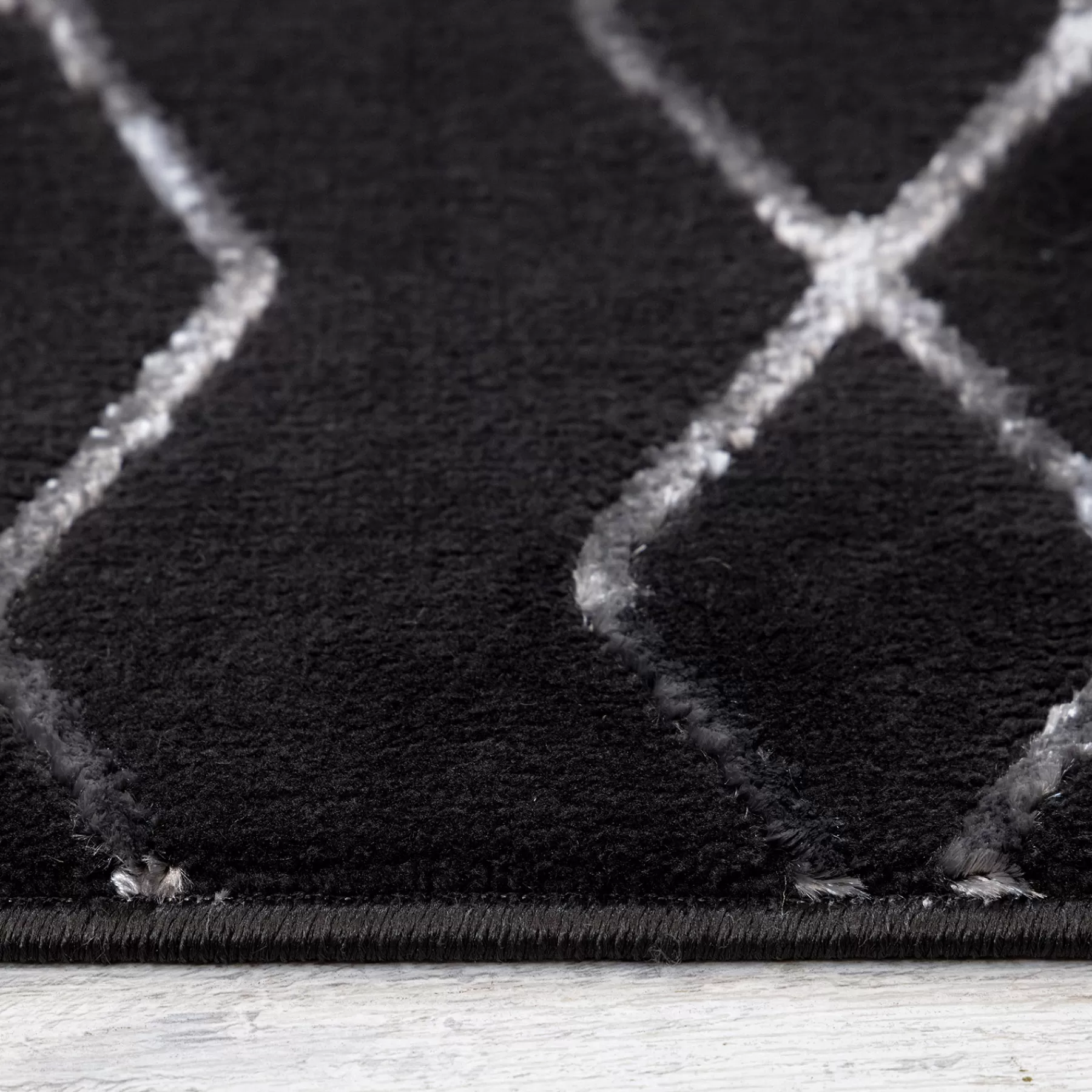 * Outlet Sale (B713) Laila Ali Onyx Black Woven Area Rug, 8 10