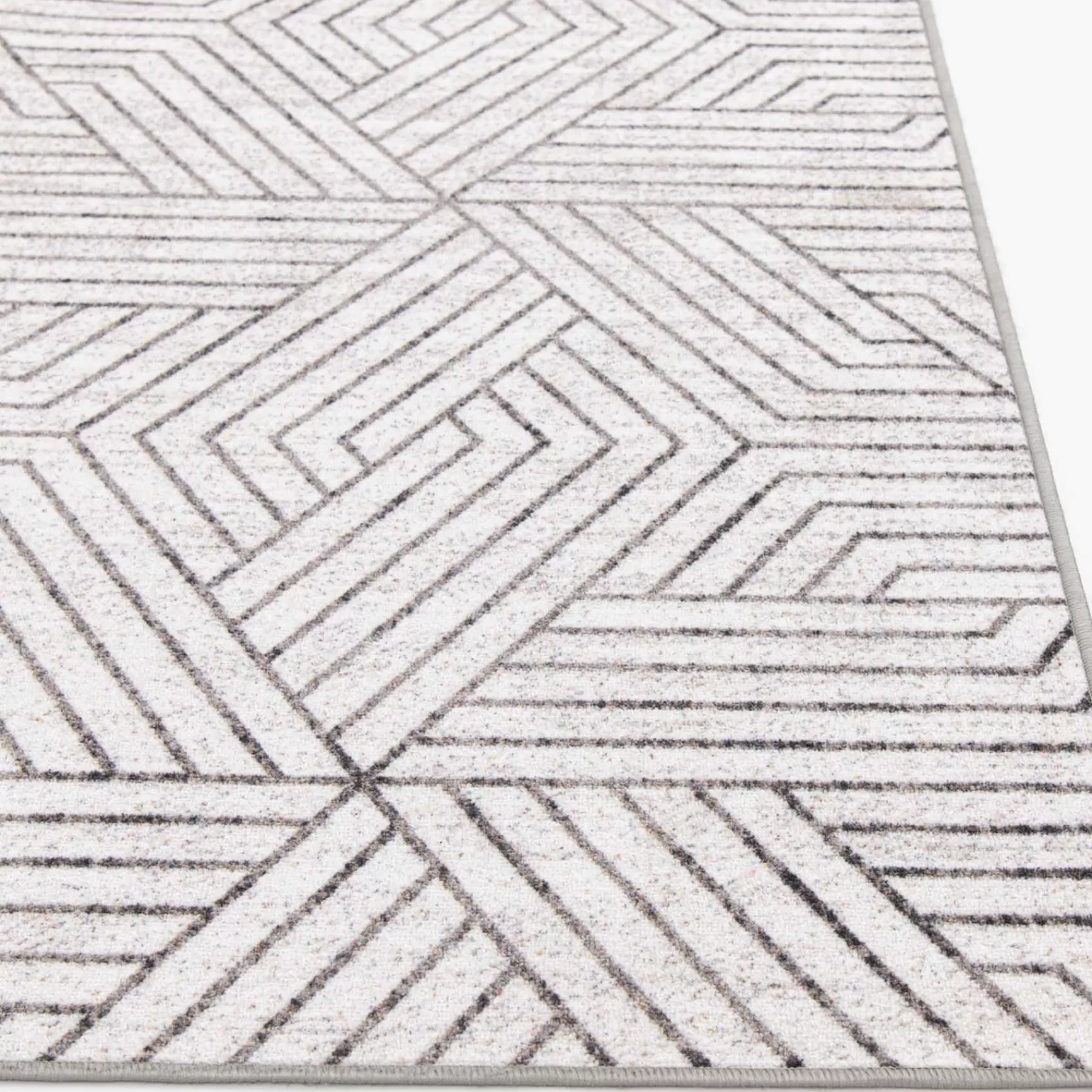 * Top Sellers (D584) Venus Grey Geometric Area Rug, 7 10