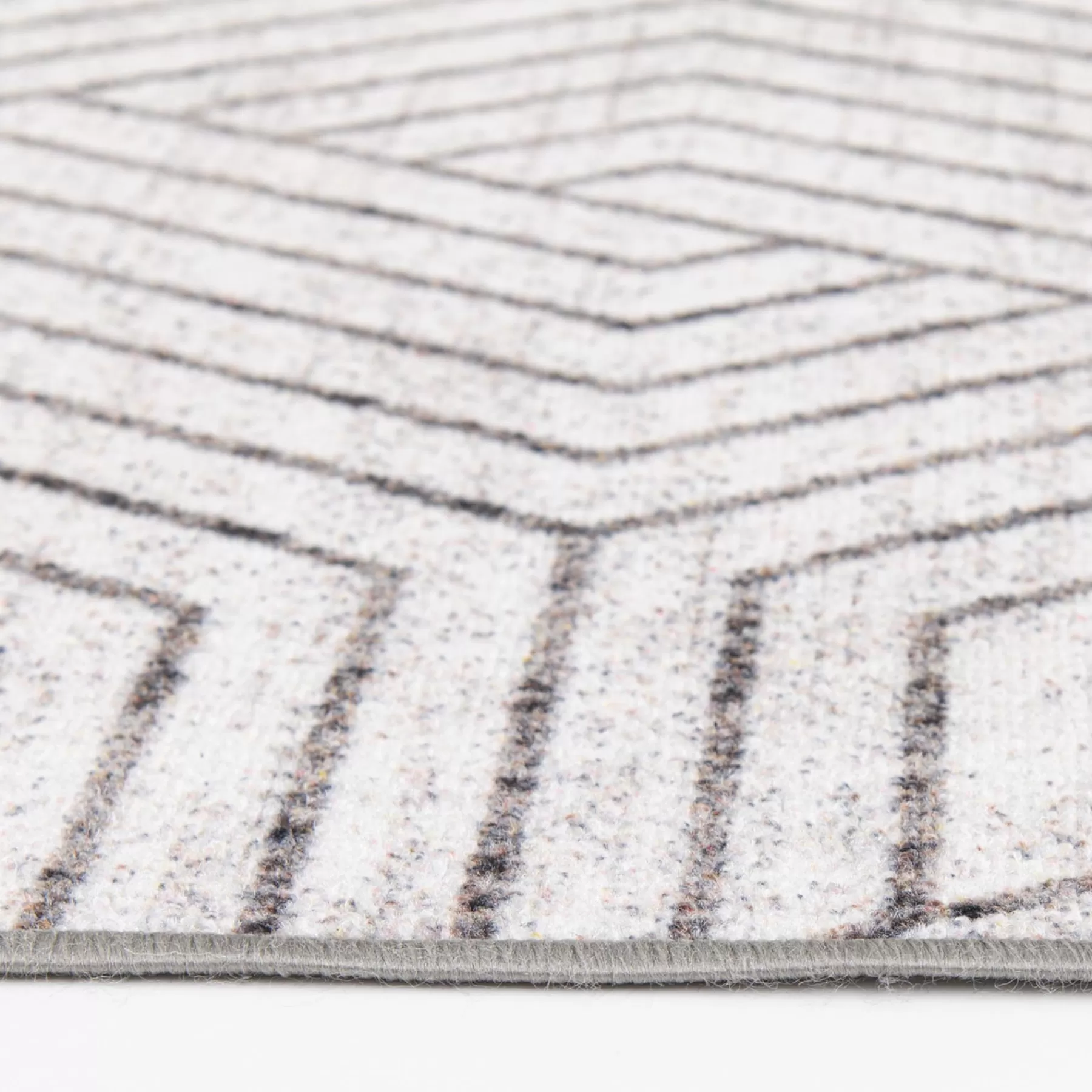 * Top Sellers (D584) Venus Grey Geometric Area Rug, 7 10